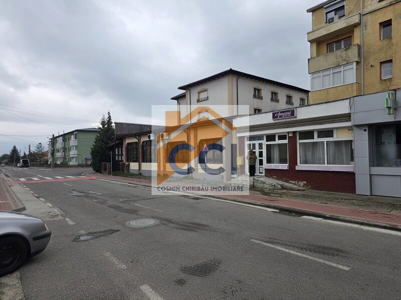 Spatiu comercial versatil de vanzare, parter, 119 mp.