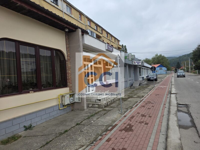 Spatiu comercial versatil de vanzare, parter, 119 mp.