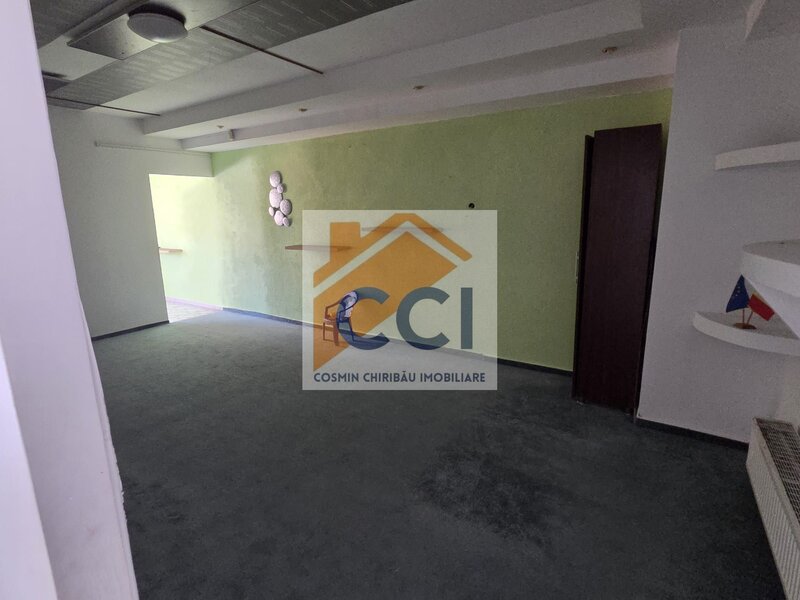 Spatiu comercial versatil de vanzare, parter, 119 mp.